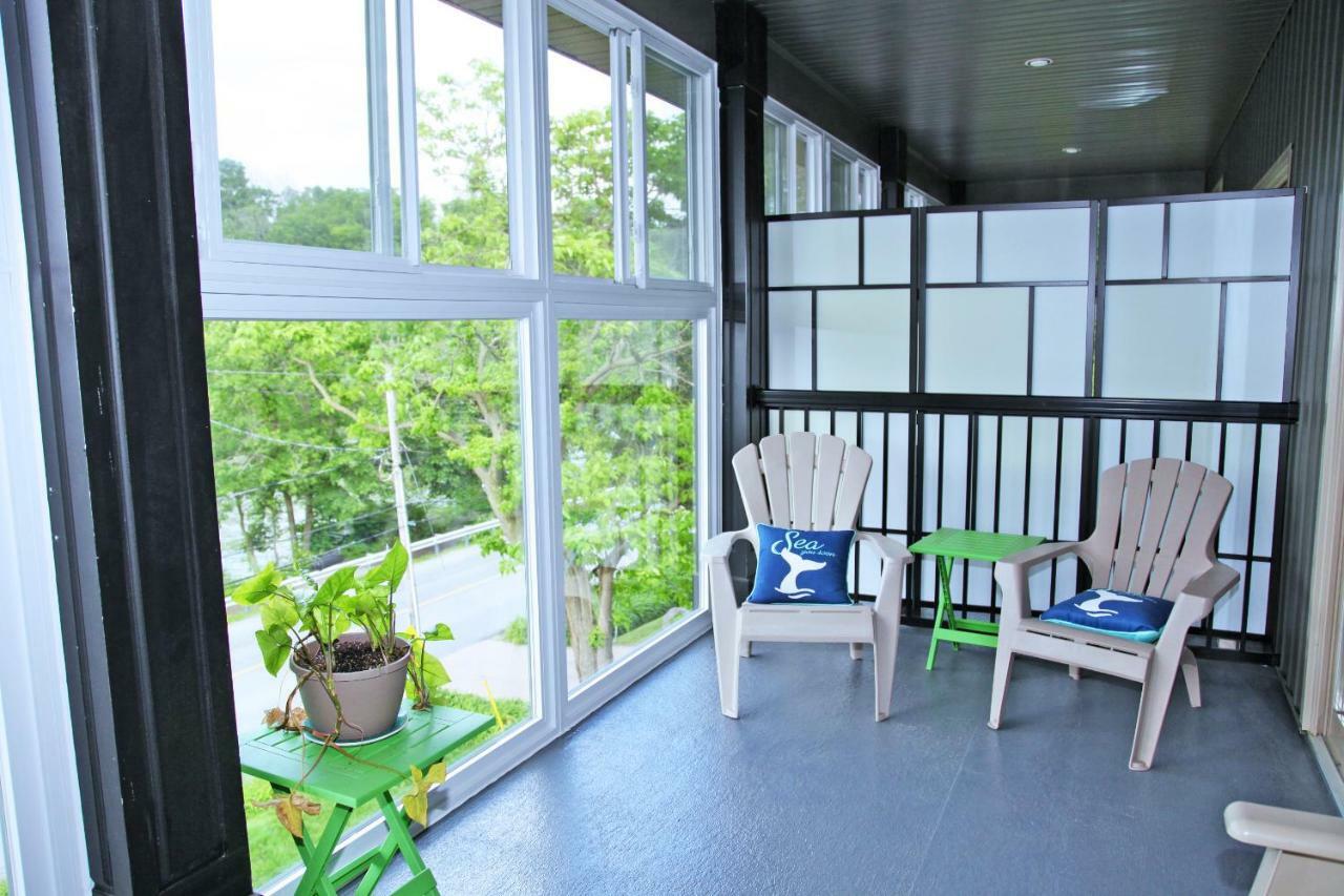 Bed and Breakfast Lily'S House On The 12 Saint Catharines Экстерьер фото